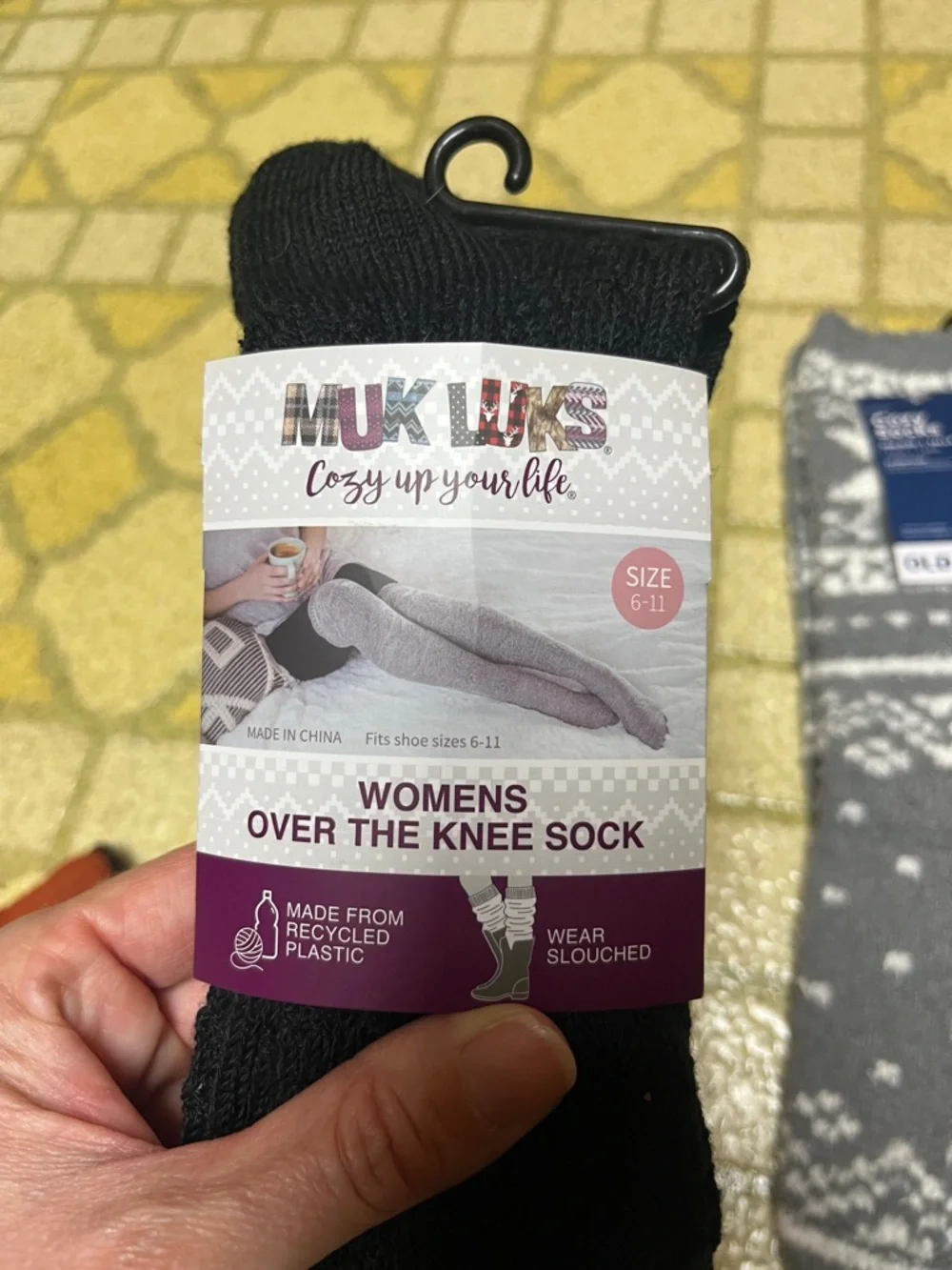 2 New Muk Luks Over The Knee Socks in Black and Orange - Picture 6 of 13